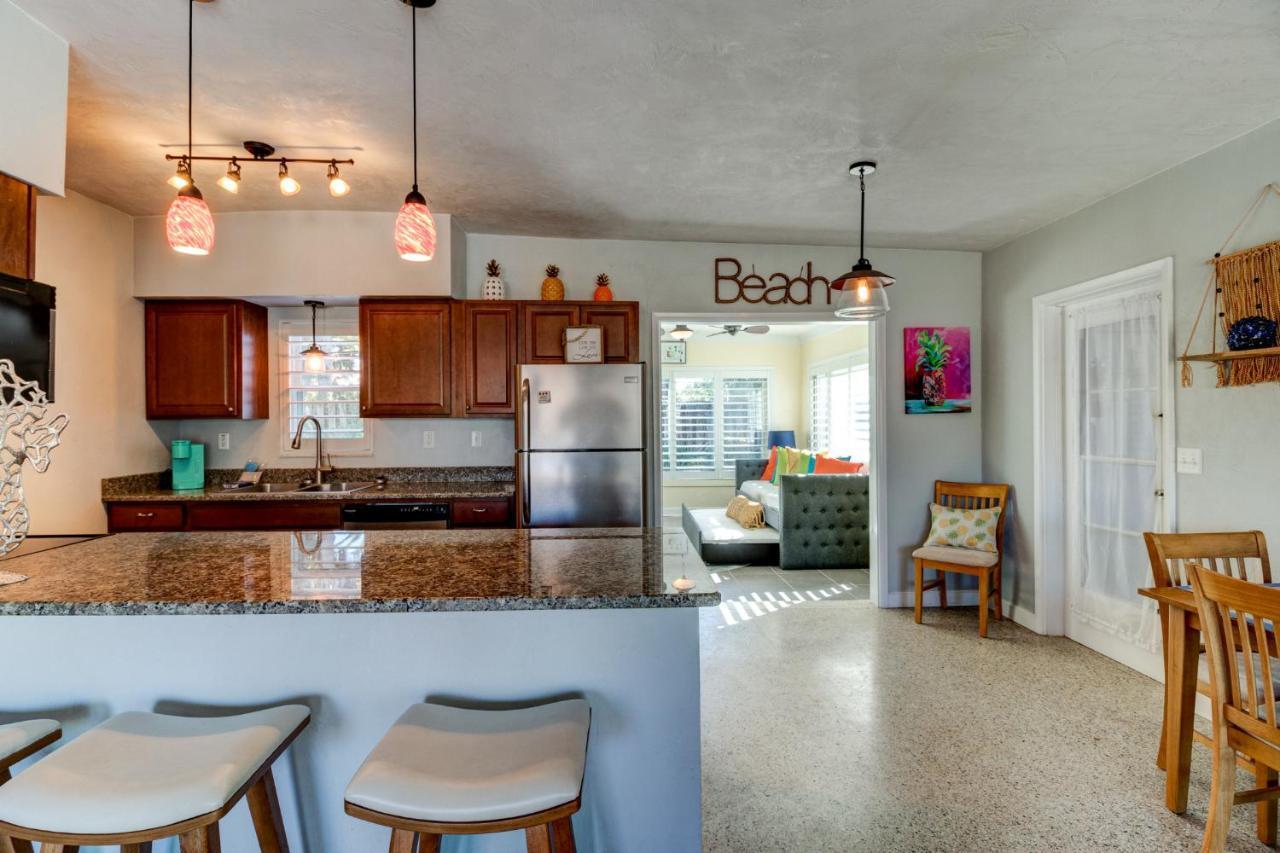 3 Bed 2 Ba Wifi Kitchen Walk To Beach Firepit Daytona Beach Exterior photo